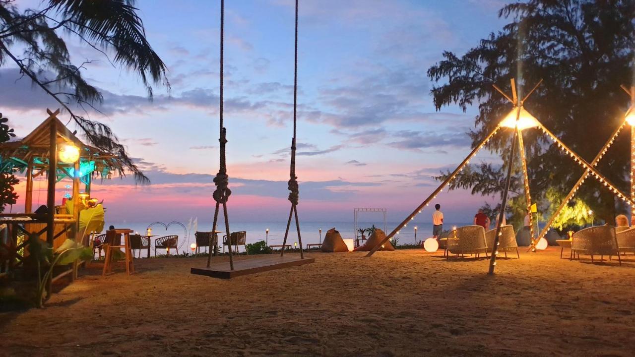 Art Patong Residence Phuket Luaran gambar