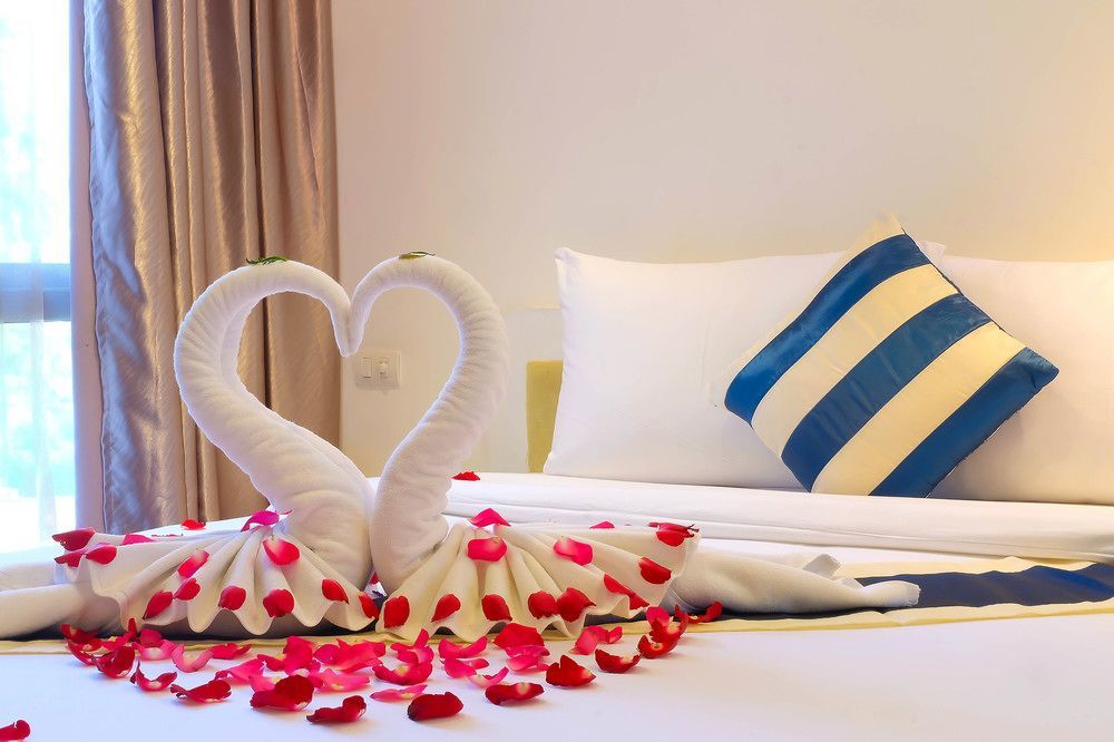 Art Patong Residence Phuket Luaran gambar
